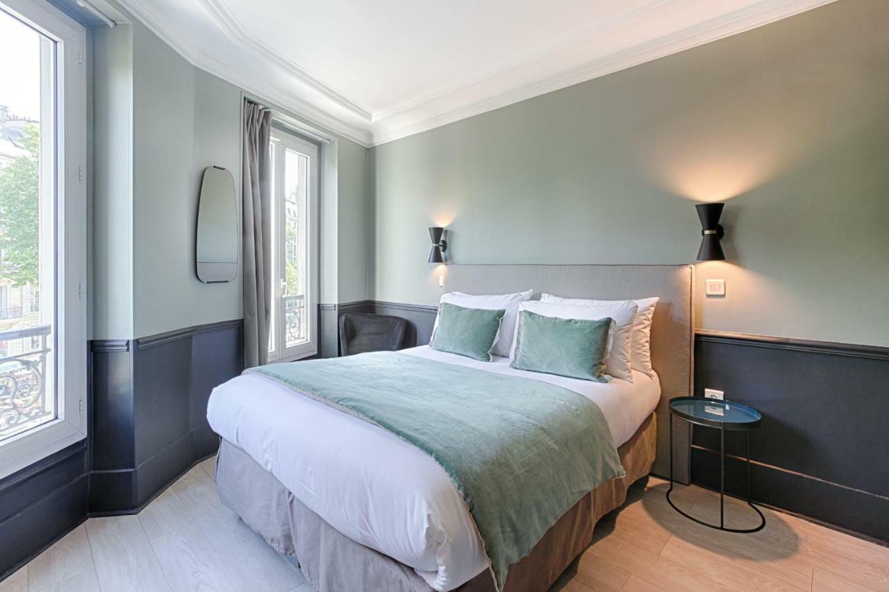 Chambre Double - Vue sur Rue